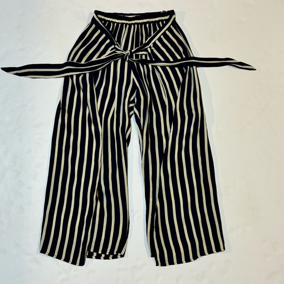 Faithfull the Brand Sand Island Wide-Leg Wrap Pants 6 - Picture 7 of 12